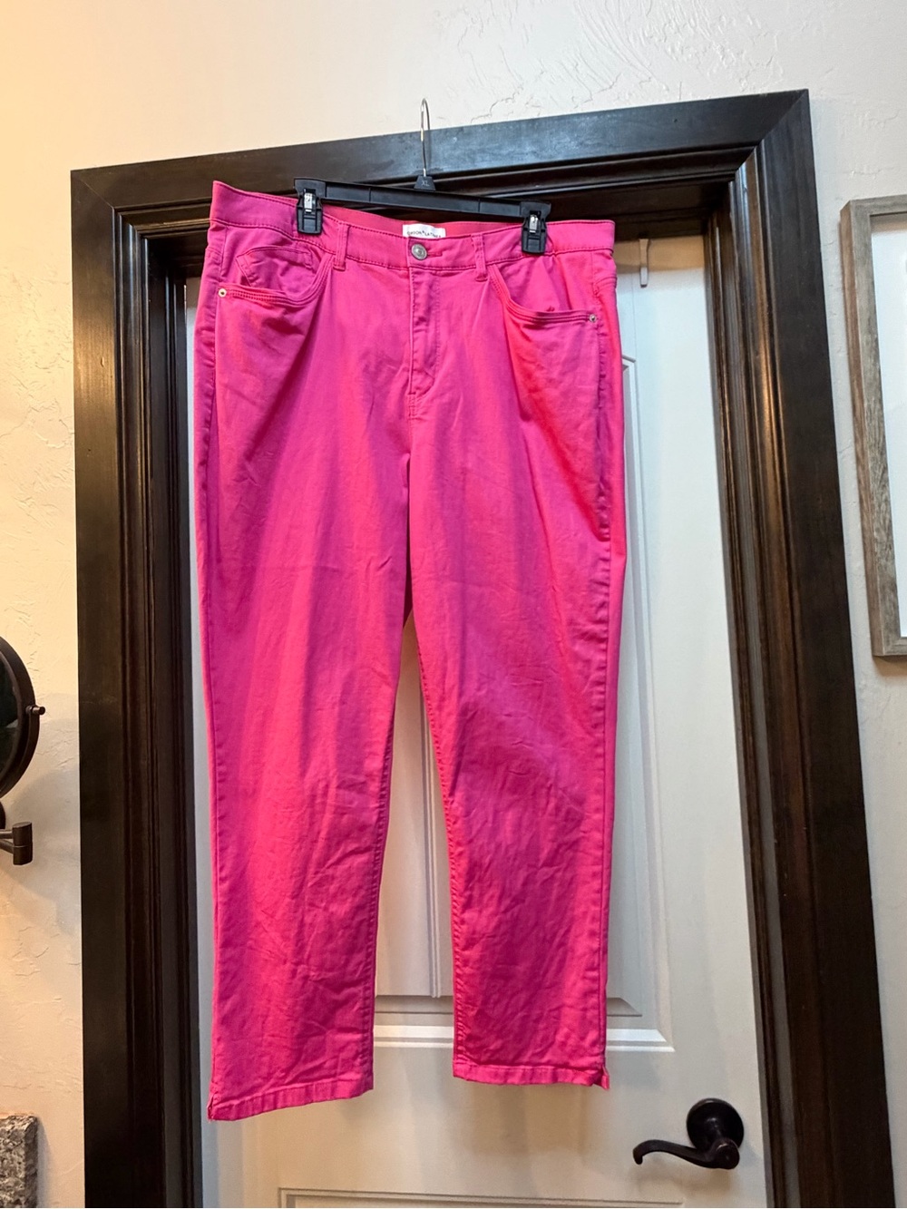 Gibson Latimer Hot Pink Cropped Jeans